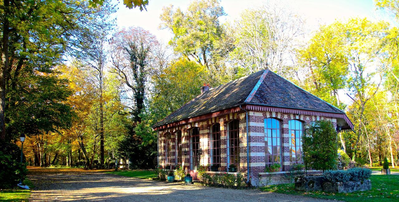 Montaulin Chateau De Montabert المظهر الخارجي الصورة