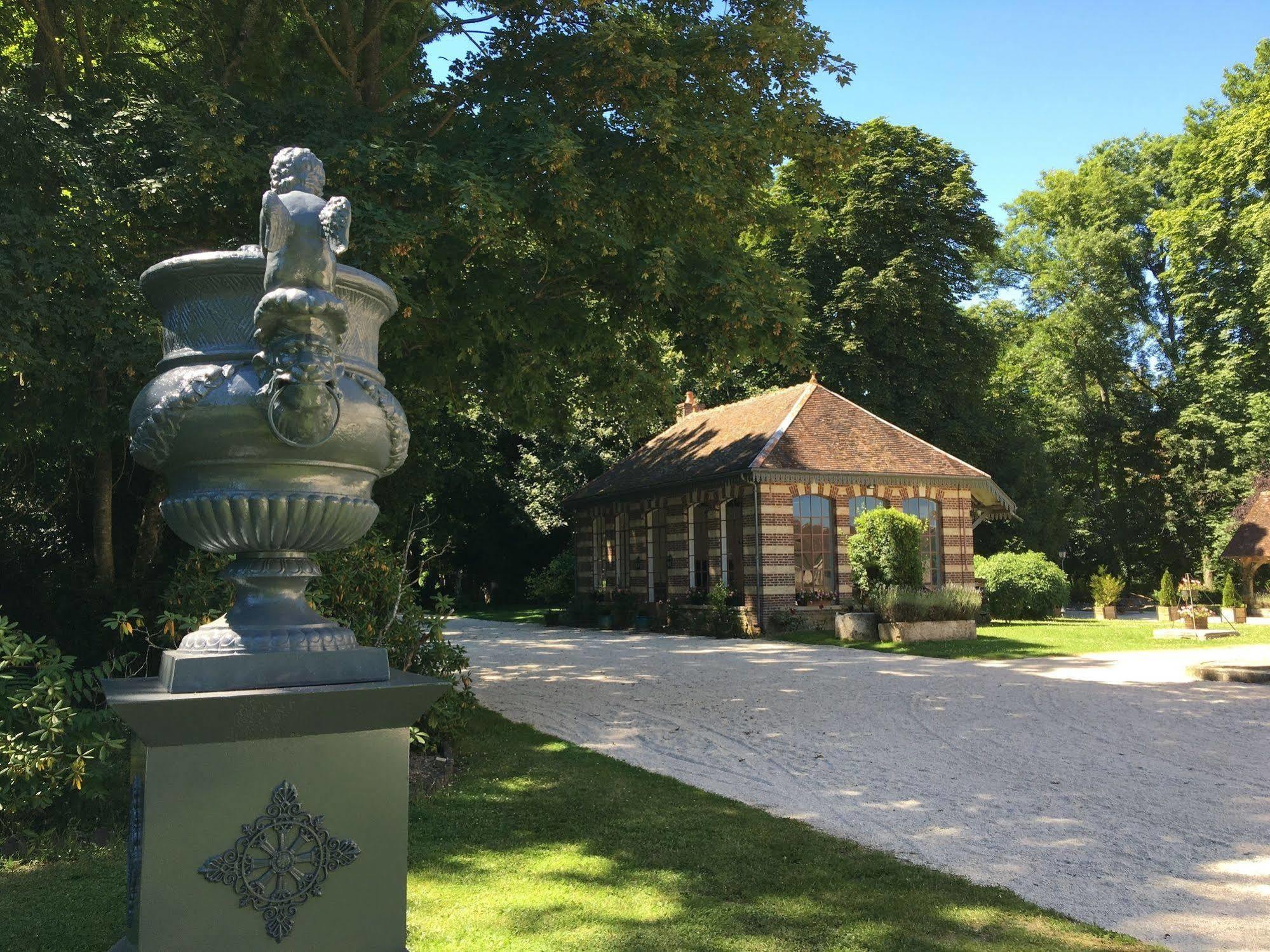 Montaulin Chateau De Montabert المظهر الخارجي الصورة